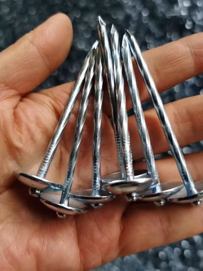 High Quality Corrugated Sheet Nails Twisted and Round Shank Umbrella Head Roofing Nail